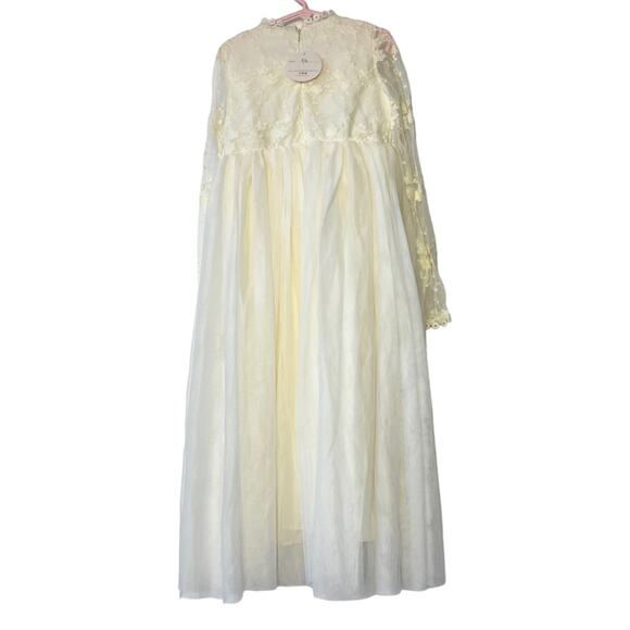Nicolette’s Couture Tyra Flower Girl Victorian Lace Long Sleeve Dress Size 8/9 - Picture 1 of 12